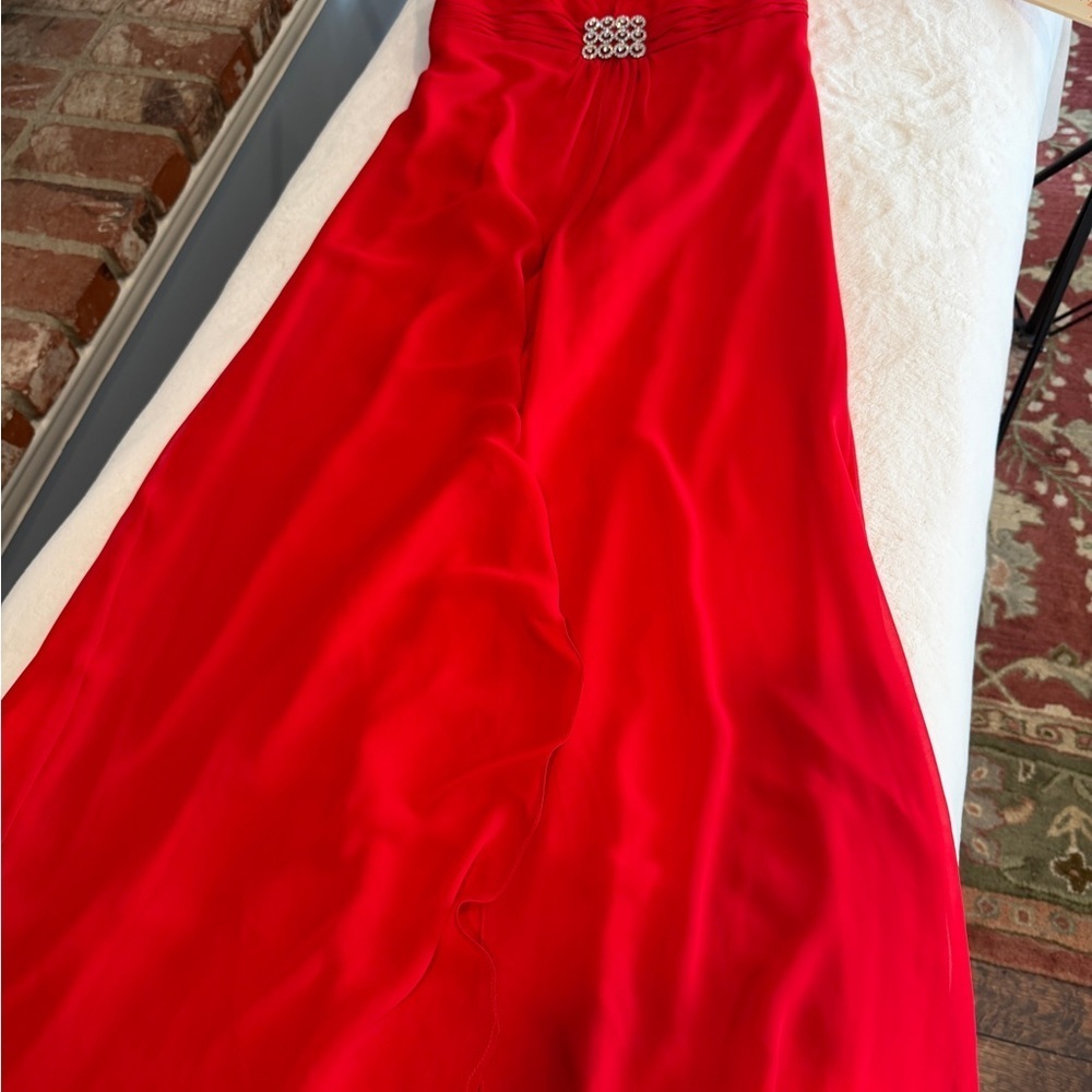 Aspeed Red Gown with crystal Embellishment - Picture 5 of 8